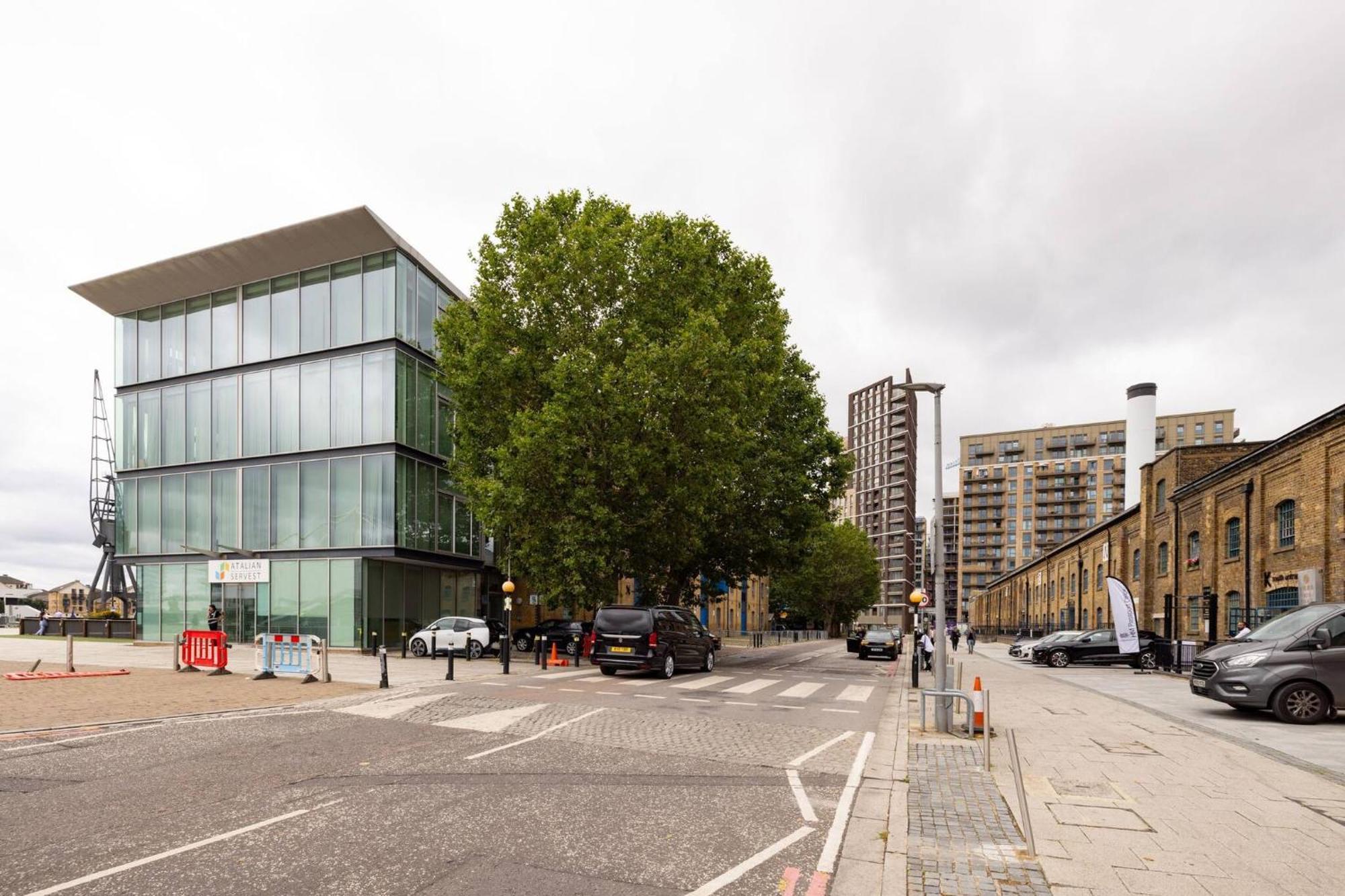 Wild Roses Serviced Apartments - Excel Warehouse 2 London Exterior foto